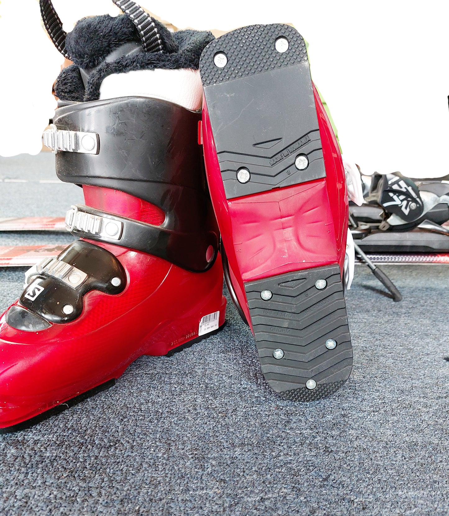 Used Junior Salomon Ski Package 140 - 150