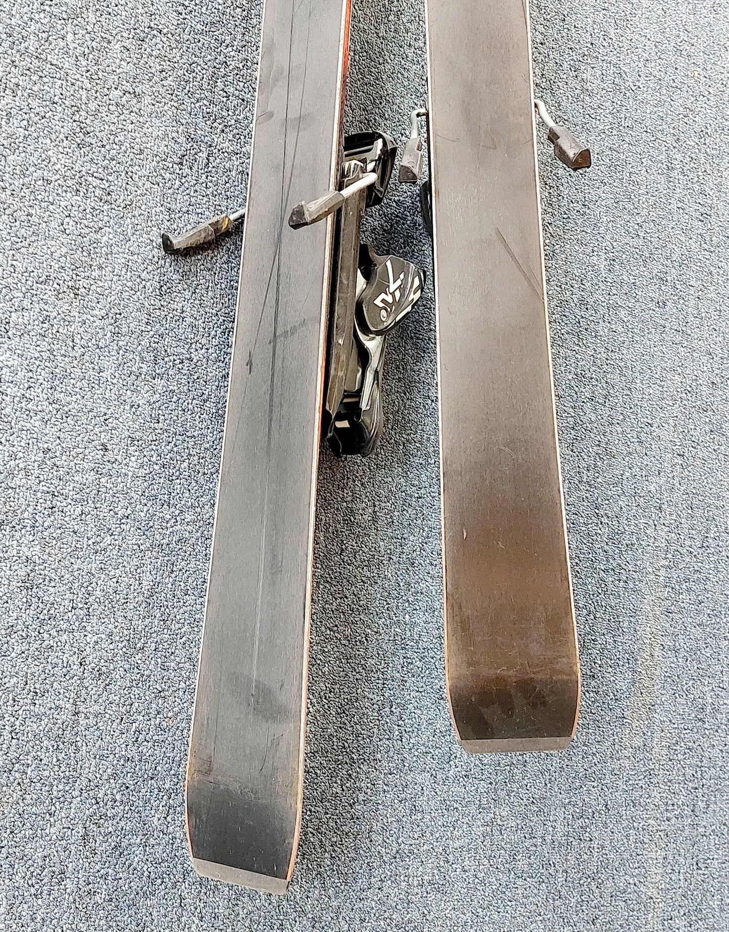 Used Junior Salomon Ski Package 130cm and Below